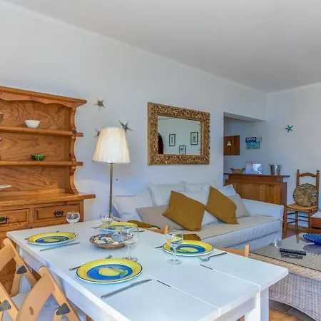 Flh Da Rocha Marine Design Flat